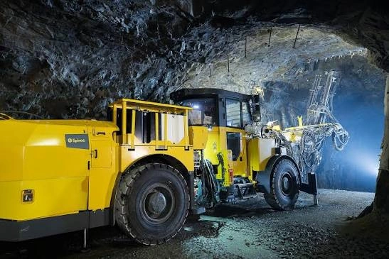 Epiroc Boltec M rock bolting rig